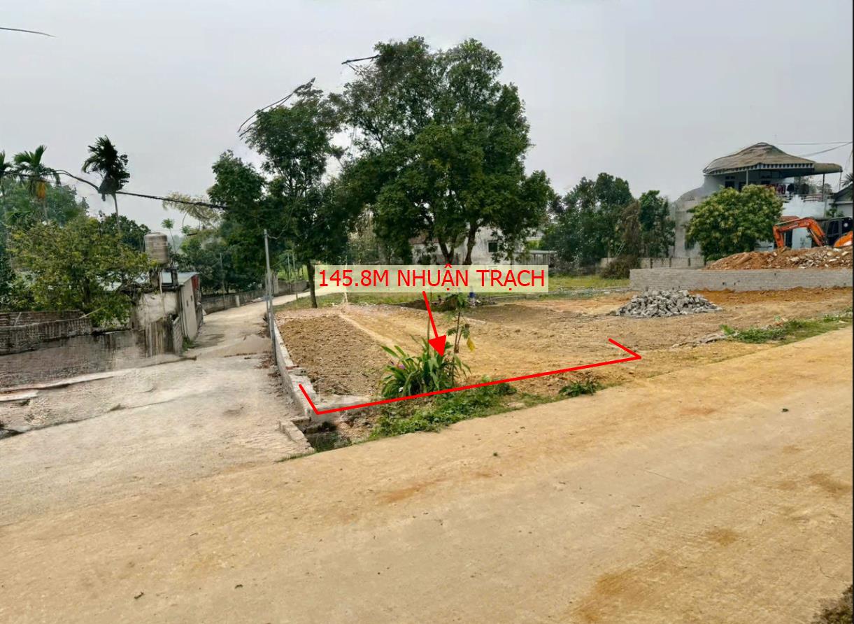 Hình ảnh Bán Lô Đất 145.8m Tại Nhuận Trạch Lương Sơn Bám Đường Bê Tông Ô Tô Vào Tận Đất Dân Cư Đông Đúc Giá Đầu Tư